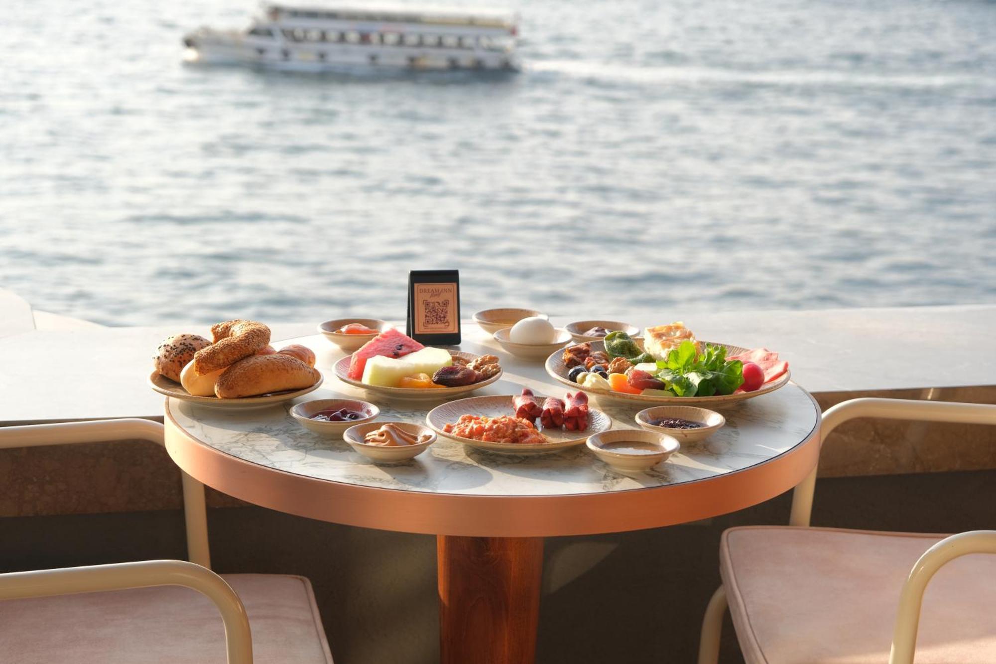 Dream Inn Karakoey Bosphorus Istanbul Ngoại thất bức ảnh